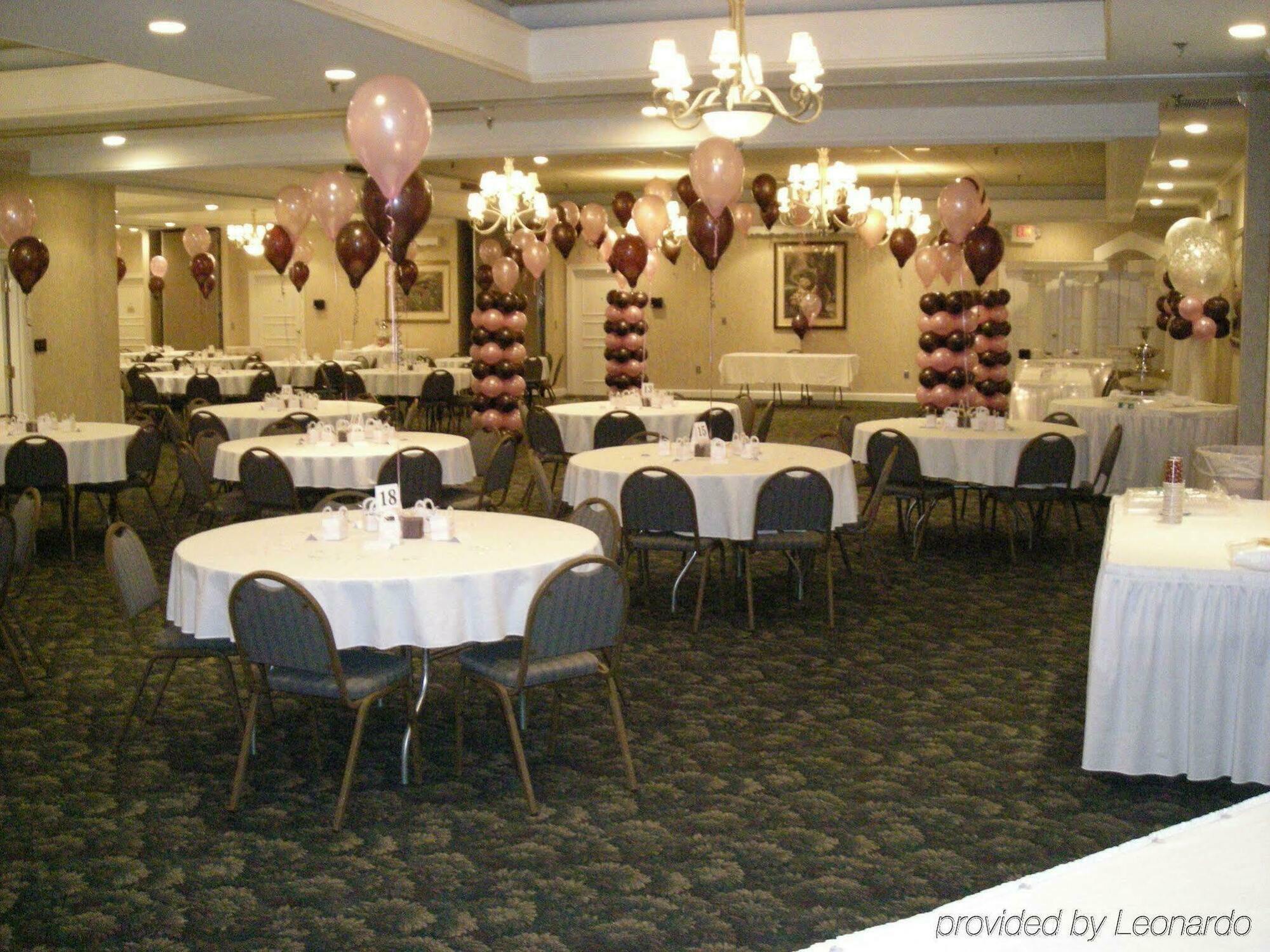Holiday Inn Express Wilkesboro Restaurante foto